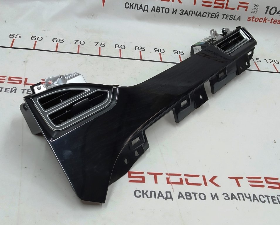 23 Decorative trim for the center panel pass. LINEAR DARK ASH LHD assy Tesla model S, model S REST 1045969-92-C